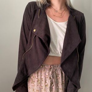Stunning Vegan suede jacket! ✨🖤